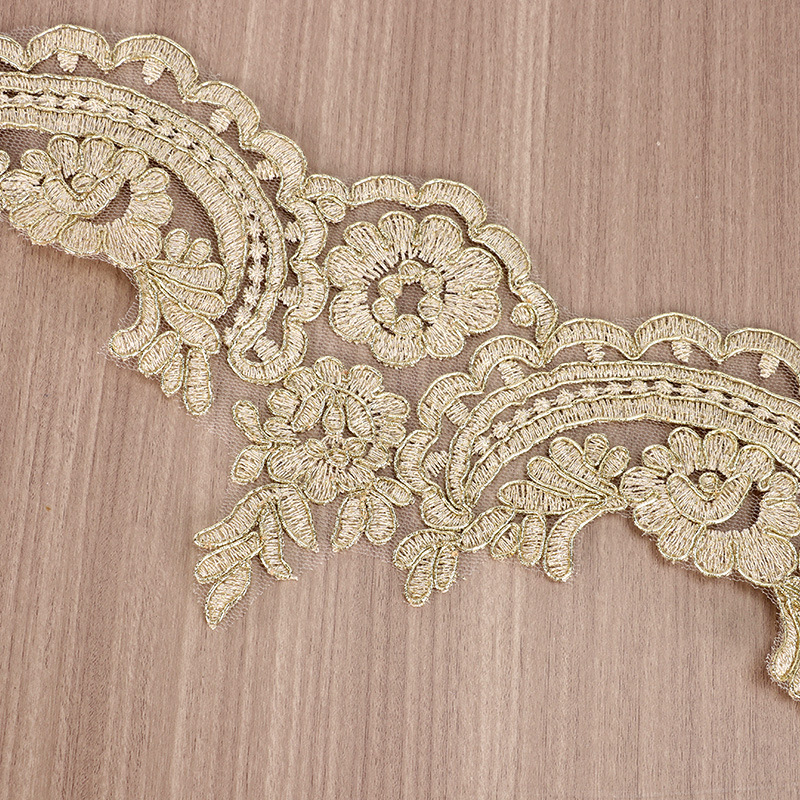 Robe en dentelle brodée à cord - Home Lines Textiles avis et prix