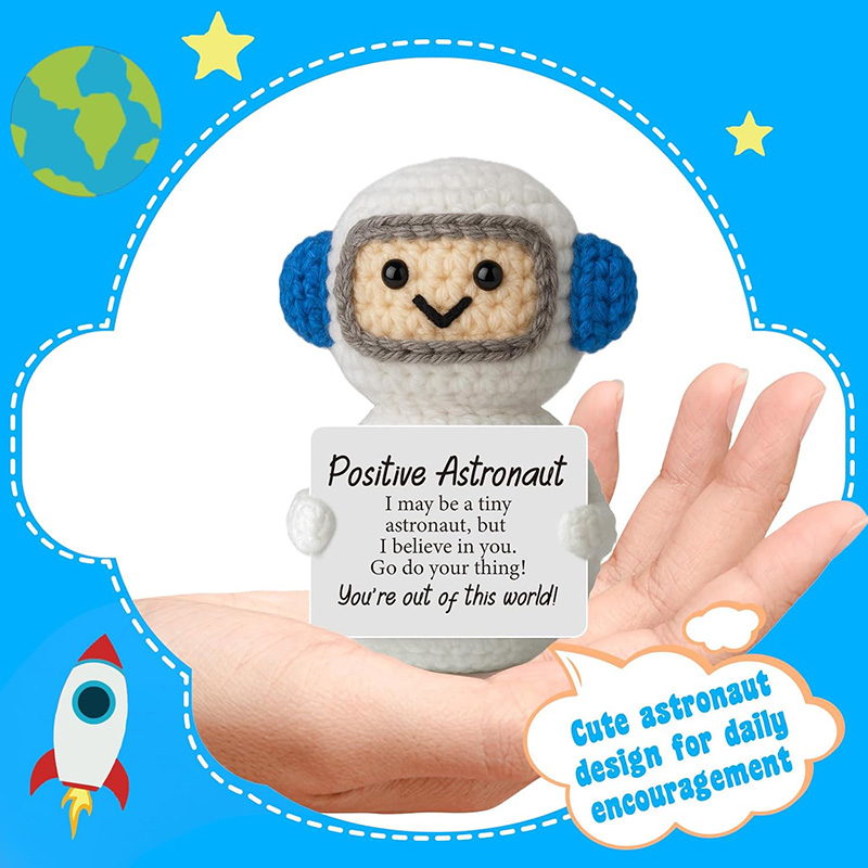 Poupées astronautes en crochet - Home And Textiles Today avis et prix